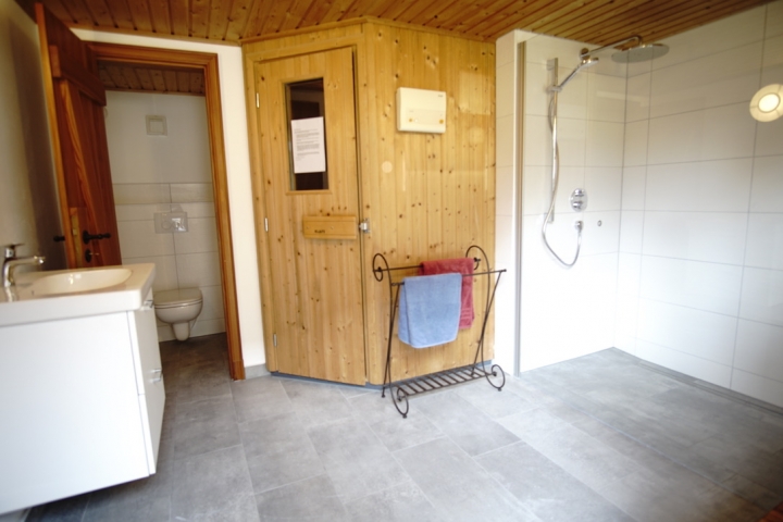 App.1:Bad mit Sauna