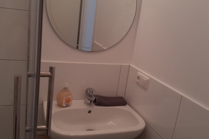 2 Duschbad mit WC