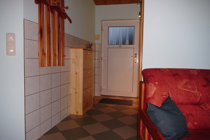 FeHaus türkis - Eingangsbereich