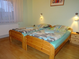 FeHaus türkis - Schlafzimmer - Einzelbetten