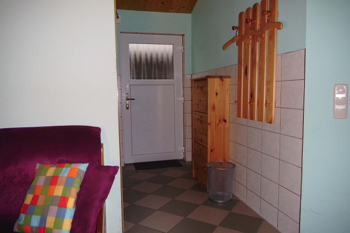 FeHaus lila - Eingangsbereich