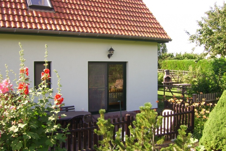 Ferienwohnungen Landhaus am Teich | Fewo rot - Terrasse