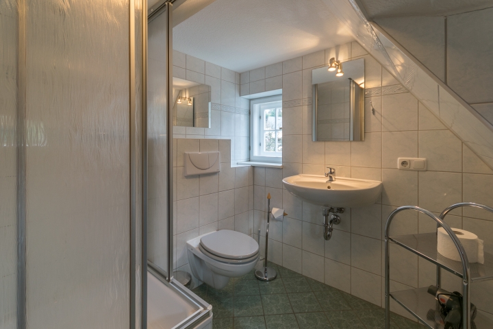 DU/WC im DG