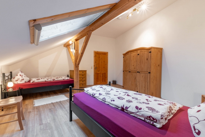 Schlafzimmer 2. OG