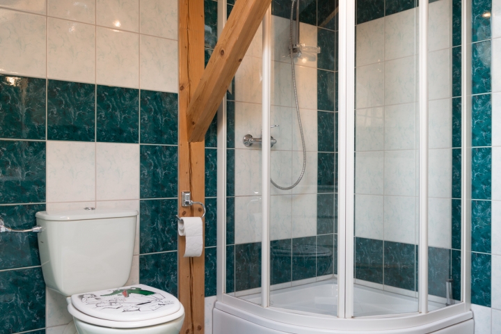 Bad, Dusche, WC 2. OG