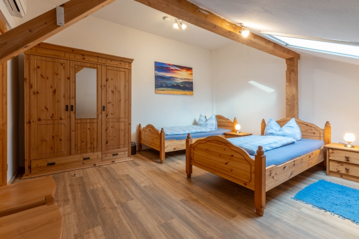 Schlafzimmer 2. OG