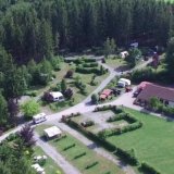 Urlaub im Hüttendorf im Wald im Erzgebirge