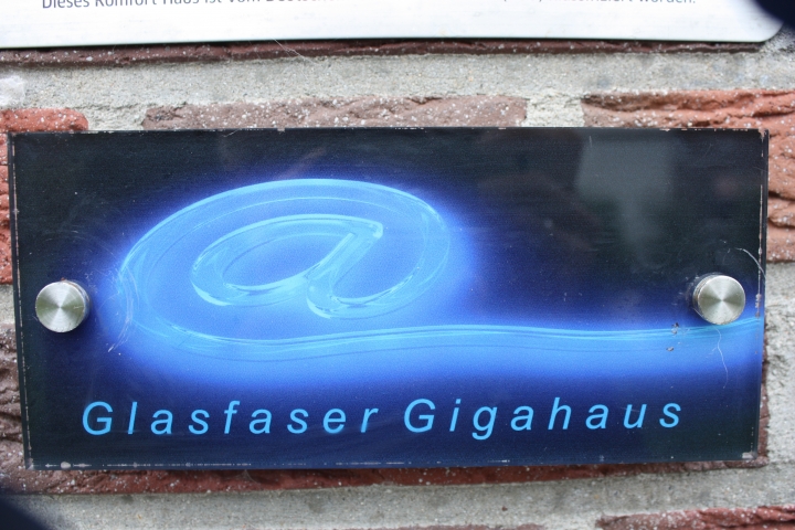 Schnelles Internet mit Glasfaseranschluss