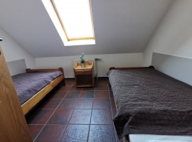 Kinderzimmer mit 2 Einzelbetten