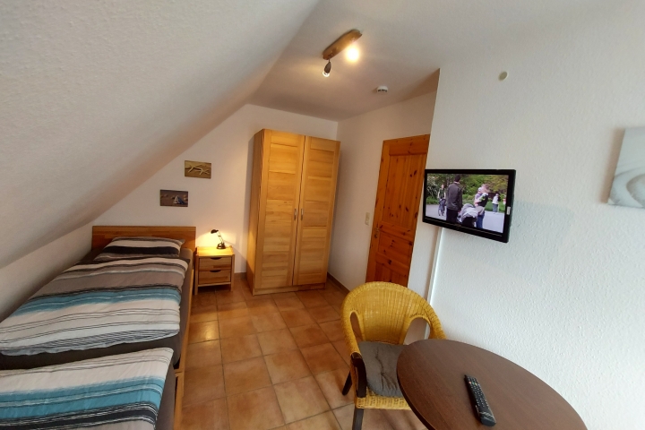 Schlafzimmer 2 mit zwei Einzelbetten