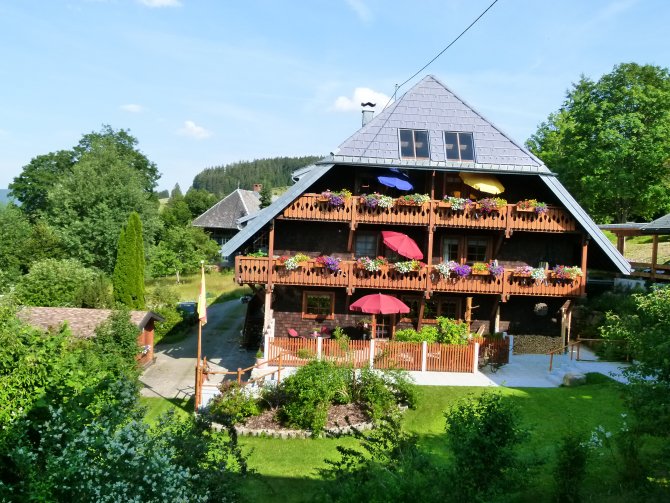 Ferienwohnungen Haus Panoramablick | Unser Haus im Sommer