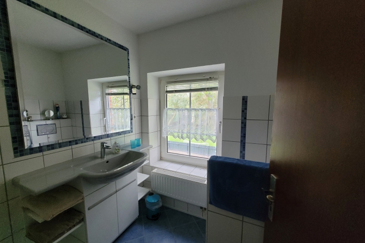 Badezimmer mit Dusche...