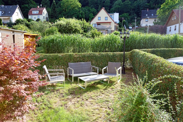 Wohnstube mit Elbblick und auf kleinen Balkon 