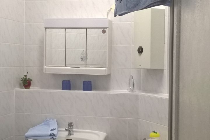 Bad Doppelzimmer Duschraum/WC