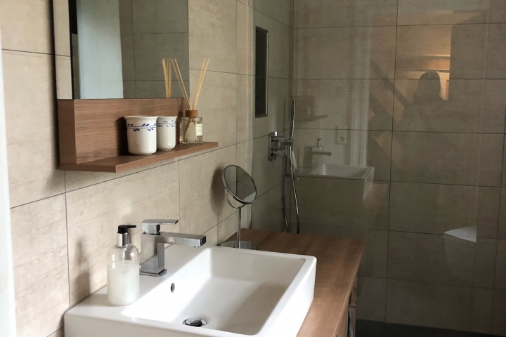 Badezimmer 1 