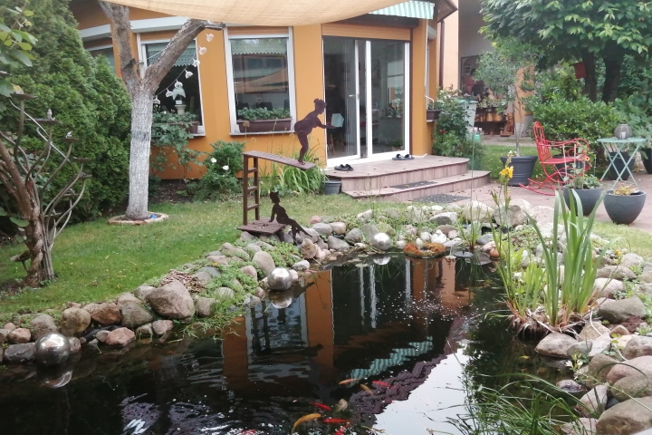FeWo mit Garten | Goldfische hier am Haus,
Müritzfische wenige Minuten entfernt