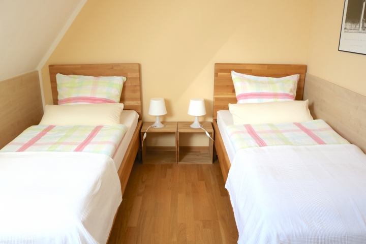 Das 2. Schlafzimmer mit 2 Einzelbetten
