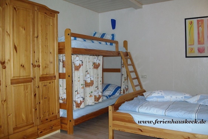 Typ B - Etagenbett im Schlafzimmer