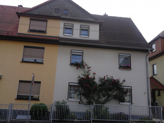 Ferienwohnung Wagner in Rudolstadt | Im Erdgeschoss , auf der rechten Seite des Dopperhauses befindet sich die Ferienwohnung 