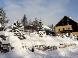 Einfahrt zum Haus