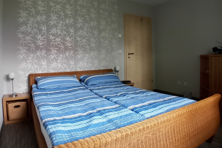 Schlafzimmer 1
