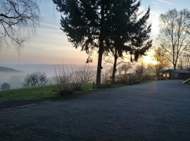 Ferienhof Günterfürst Erbach im Odw.     
Sonnenaufgang