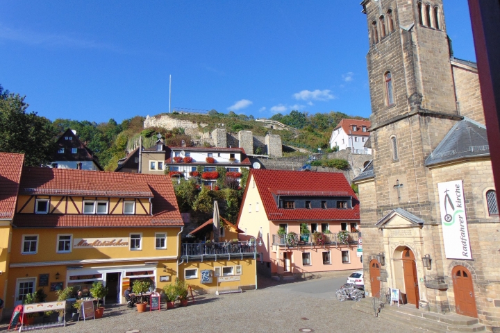 Blick auf Markt und Burgruine