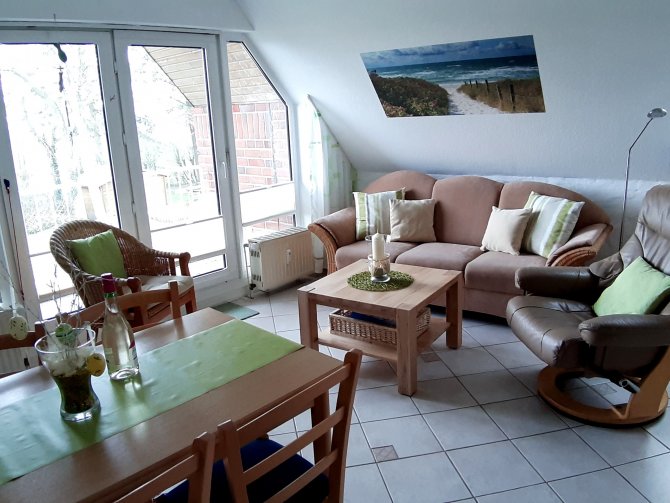 Appartementanlage Godewind Kronsgaard | Das geräumige Wohn- Esszimmer mit vorgelagerter Loggia!