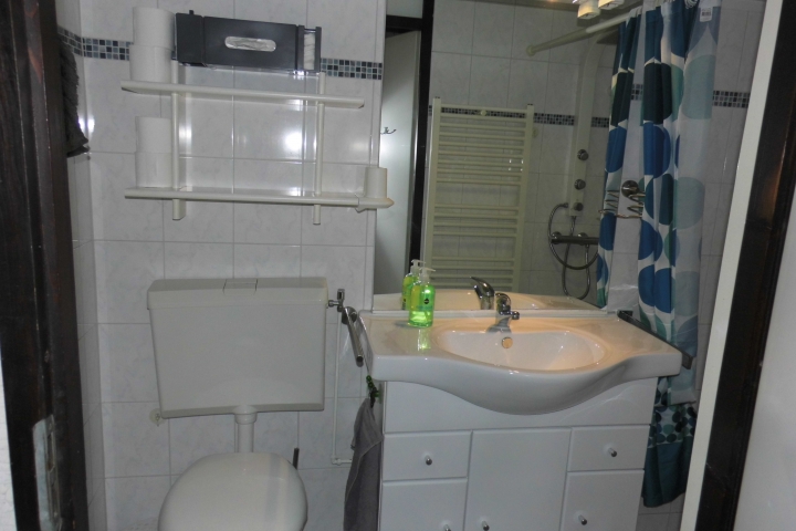 Kleines Badezimmer EG