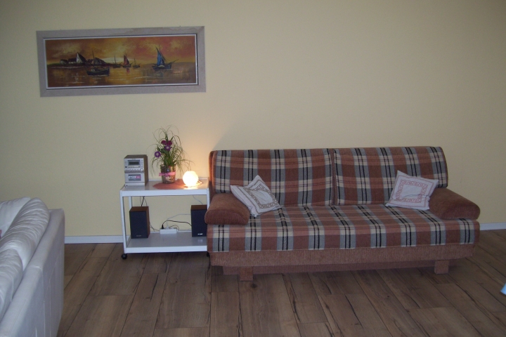 Das zusätzliche Schlafsofa: Ein Doppelquerschläfer mit 2 Liegeflächen a 90cm x 200 cm
