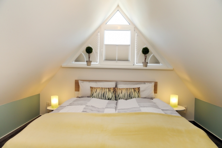 Schlafzimmer 2. OG