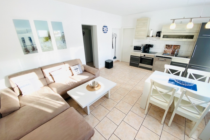 Haus Holiday Dahme/ Ostsee: Wohnbereich Wohnung Holiday 1