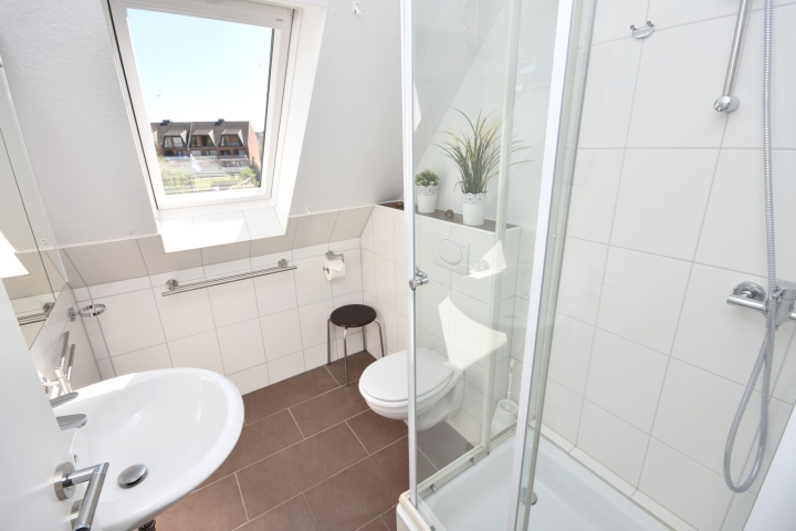 Haus Holiday Dahme/ Ostsee: Badezimmer Wohnung Holiday 2