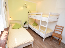 Haus Holiday Dahme/ Ostsee: Kinderschlafzimmer Wohnung Holiday 4