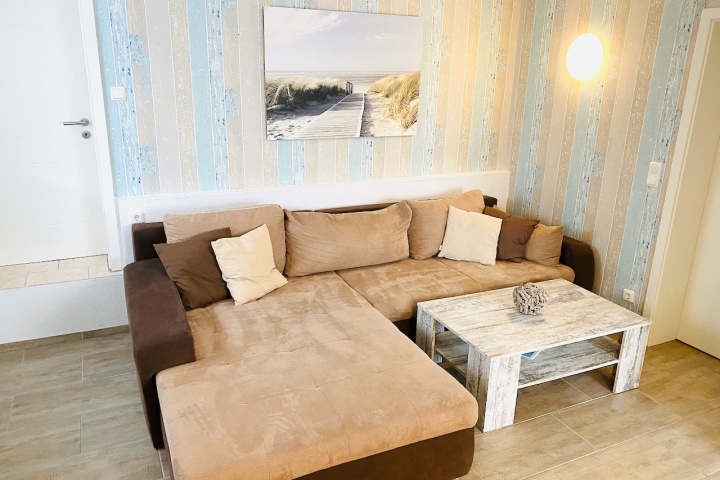 Haus Holiday Dahme/ Ostsee: Couch Wohnung Holiday 5
