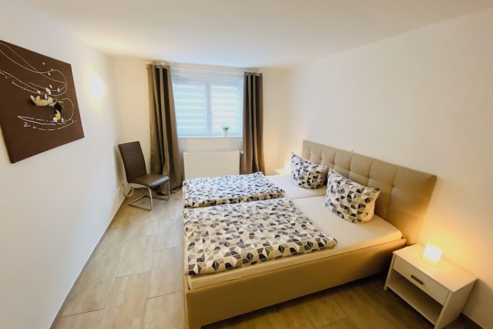 Haus Holiday Dahme/ Ostsee: Elternschlafzimmer Wohnung Holiday 5