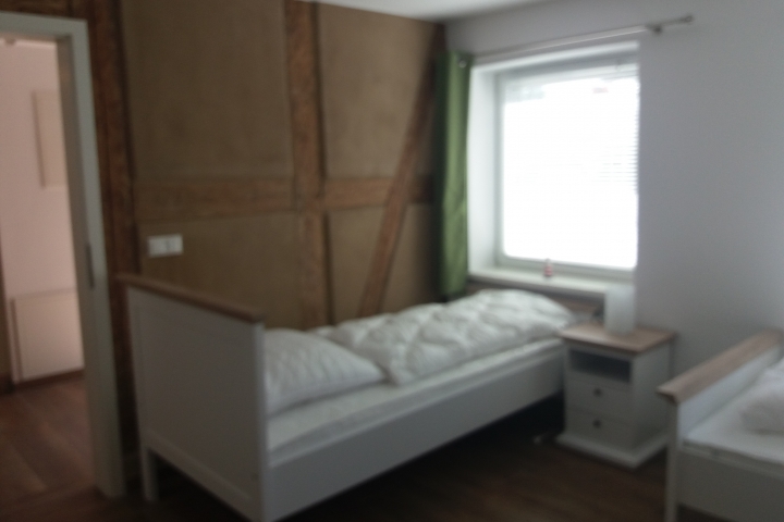 Schlafzimmer 2