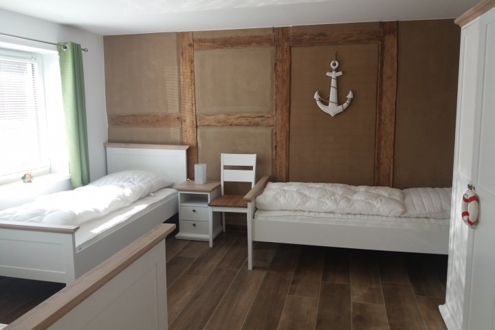 Schlafzimmer 2