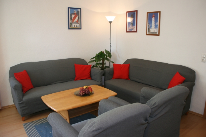 große Wohnlandschaft im Erdgeschoss