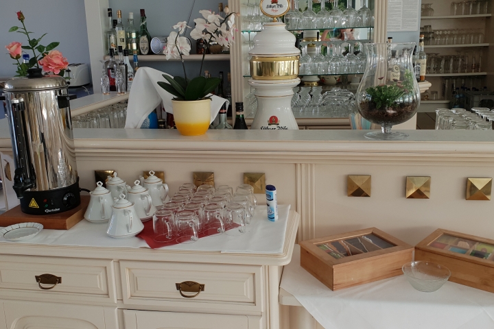 Frühstücksbuffet kann dazu gebucht werden oder auch nur der Brötchenservice