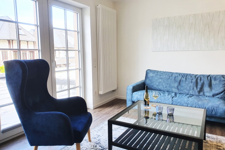 Villa 1 mit Ausgang zur großen Terrasse