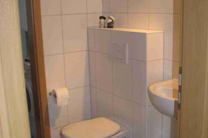 Gäste-WC EG