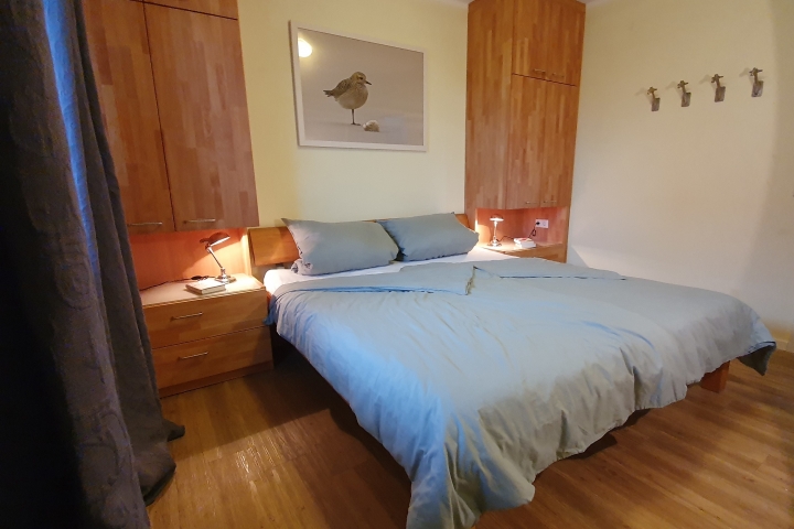 Großes Schlafzimmer. 