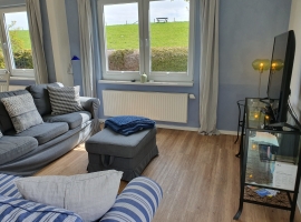 Fernsehecke, mit Blick auf den Deich.