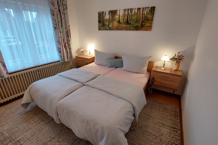 Doppelschlafzimmer EG