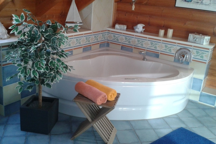 Badewanne mit Whilpool