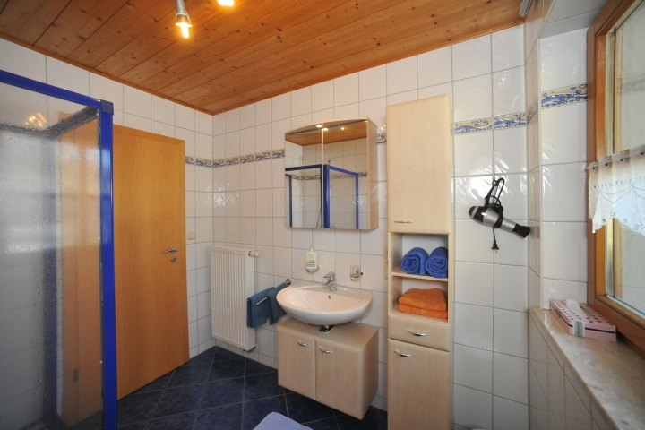 Bad Wohnung 2