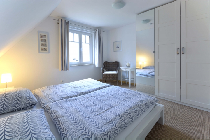 Schlafzimmer 4