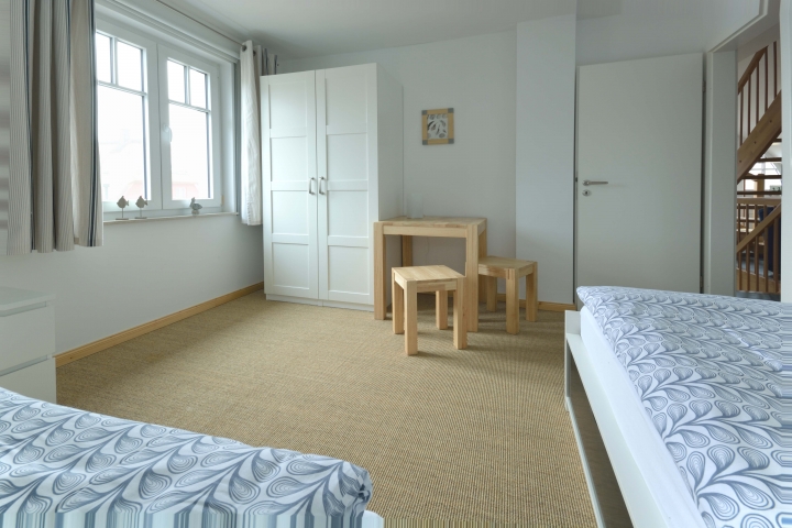 Schlafzimmer 2