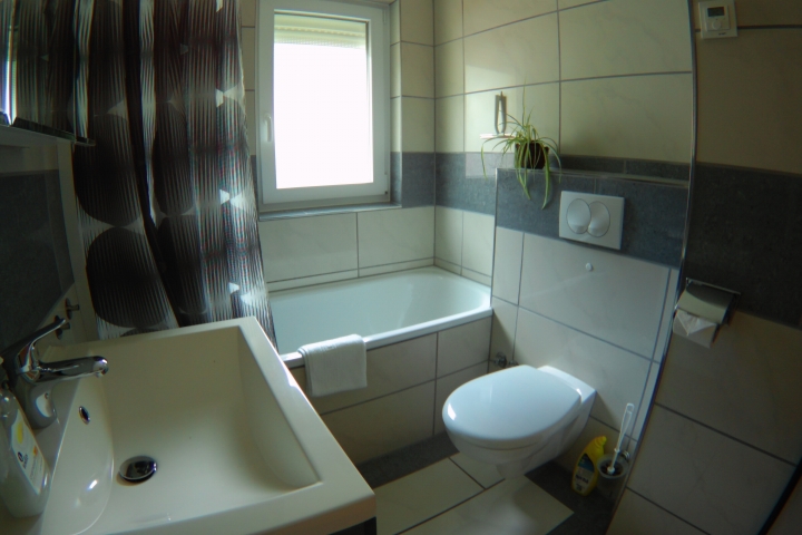 OG-Wohnung Bad